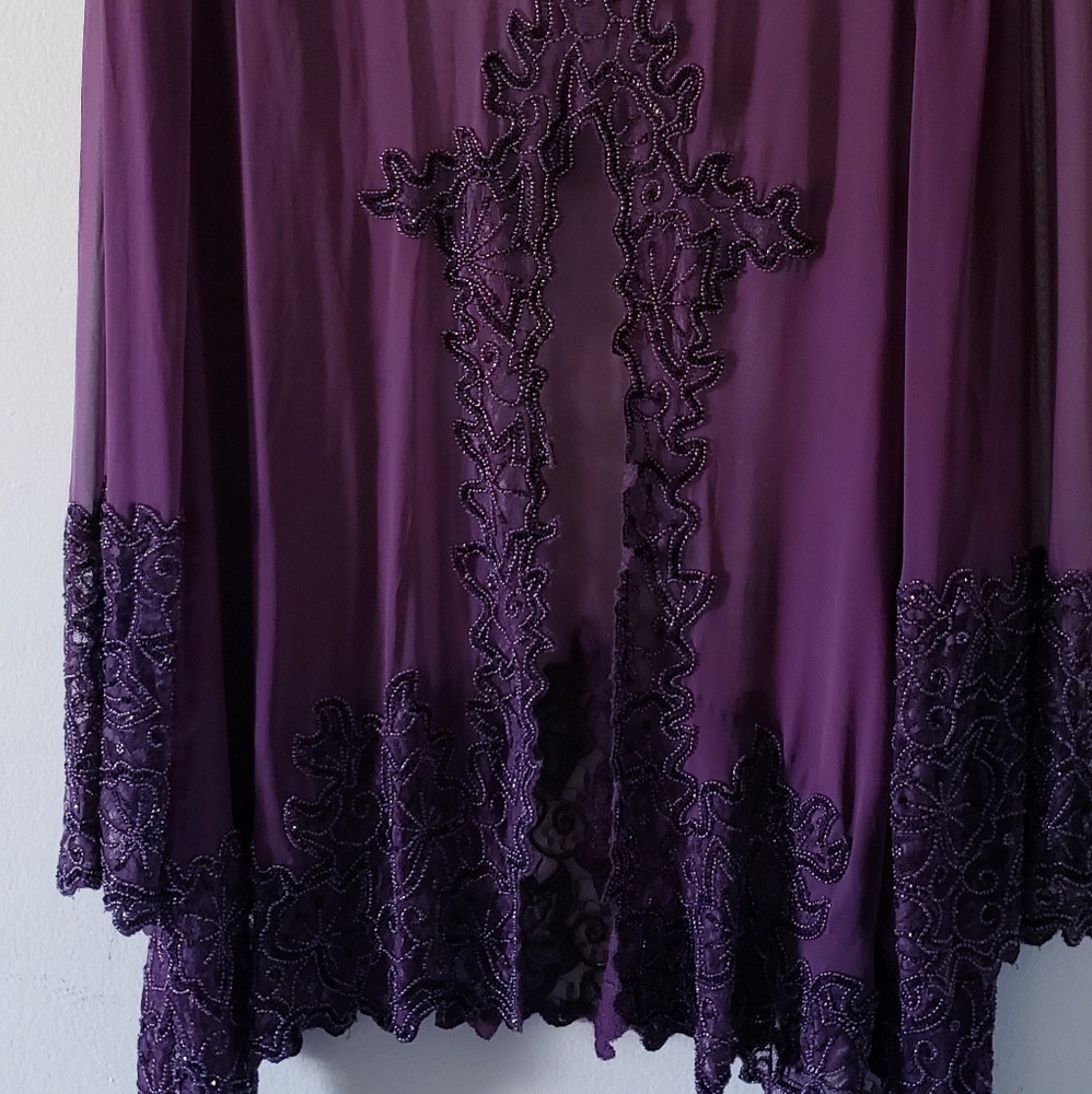 Tunic - Picture 8 of 8